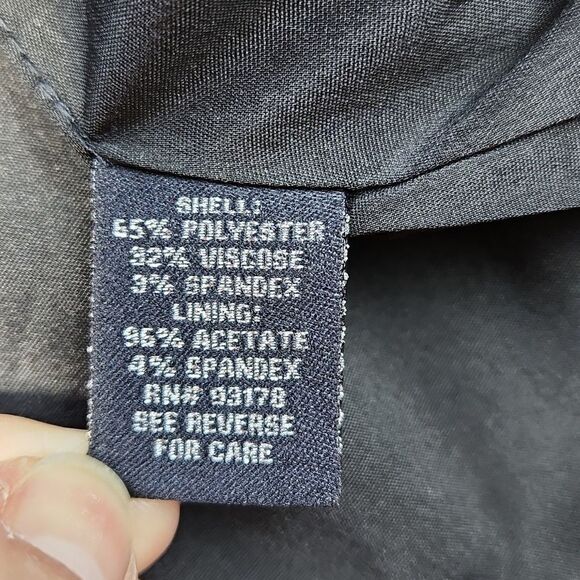 🔸️🔺️NWT Catherine Malandrino Black Buttoned Front Skirt w/Pockets Size 10 - Picture 9 of 10